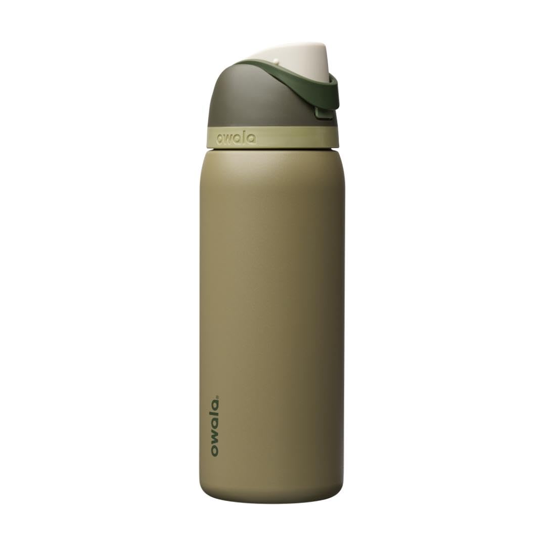 Owala FreeSip Insulated Stainless Steel Water Bottle with Straw, BPA-Free Sports Water Bottle, Great for Travel, 24 Oz, Denim